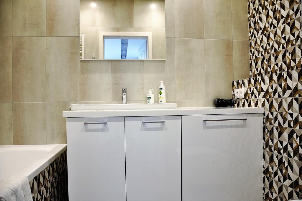 Prudentia Apartments Moko Residence Varşovia Exterior foto